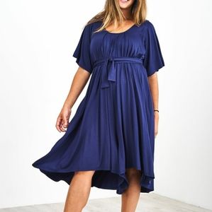 Latched Mama flutter sleeve "momper"